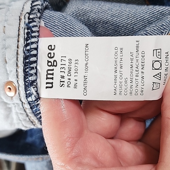 Umgee Distressed Denim Skirt Sz Large - Picture 4 of 6